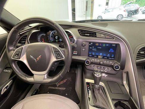 Used 2019 Chevrolet Corvette Grand Sport w/ Carbon Flash Badge Package RWD image 22