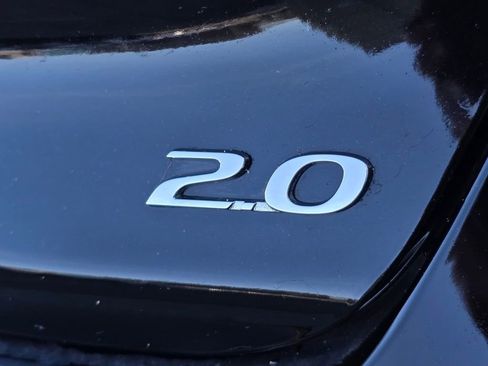 Used 2019 Hyundai Veloster 2.0 image 12