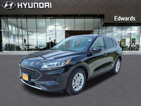 Used 2021 Ford Escape SE w/ Cold Weather Package AWD/4WD image 1