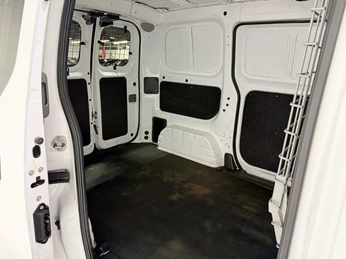 Used 2017 Chevrolet City Express LS image 27