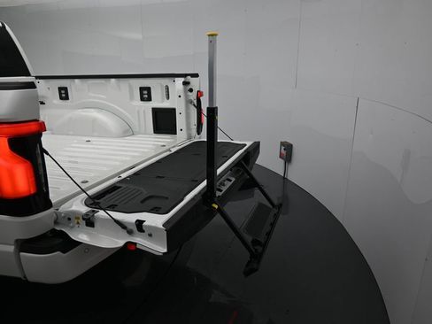 New 2025 Ford F150 Lightning Platinum image 28