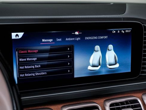 Used 2026 Mercedes-Benz Maybach GLS 600 4MATIC image 33