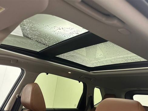 Used 2026 Nissan Rogue Platinum w/ Platinum Premium Package image 15