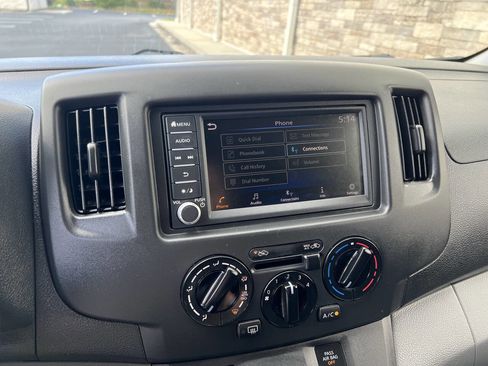 Used 2020 Nissan NV200 SV w/ Back Door Glass Package image 16