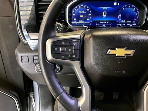 Used 2023 Chevrolet Silverado 1500 LT AWD/4WD image 23