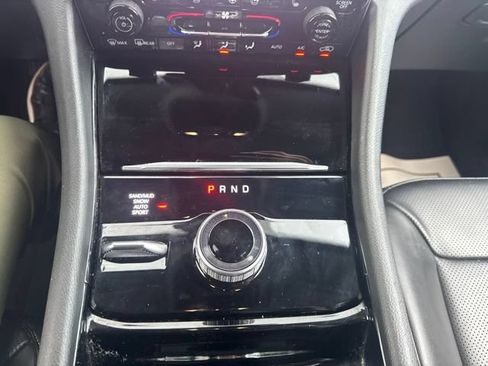 Used 2023 Jeep Grand Cherokee L Limited w/ Luxury Tech Group II AWD/4WD image 13