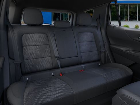 New 2026 Chevrolet Equinox LT w/ Safety and Technology Package image 17