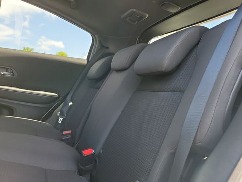 Used 2022 Honda HR-V Sport image 14