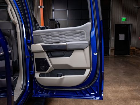 Used 2026 Ford F250 Platinum w/ Platinum Plus Package image 40