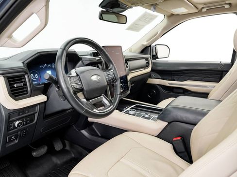 Used 2022 Ford Expedition Max Platinum image 4