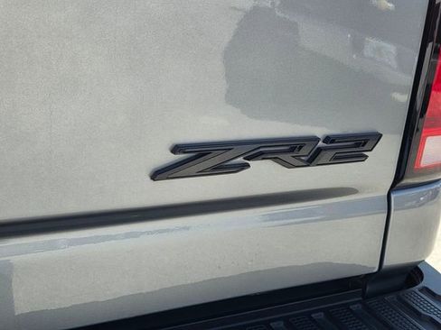 Certified 2025 Chevrolet Silverado 2500 ZR2 w/ Technology Package image 13