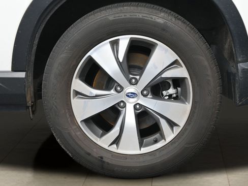 Used 2023 Subaru Ascent Premium w/ Convenience Package AWD/4WD image 20