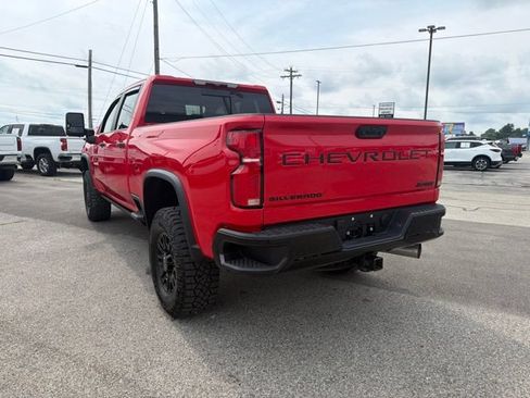 Used 2025 Chevrolet Silverado 2500 ZR2 AWD/4WD image 9
