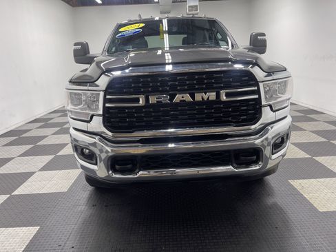 Used 2024 RAM 3500 Big Horn image 7