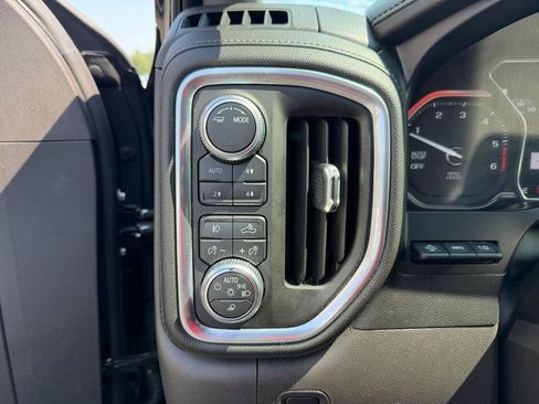 Used 2021 GMC Sierra 1500 Denali w/ Denali Ultimate Package AWD/4WD image 30