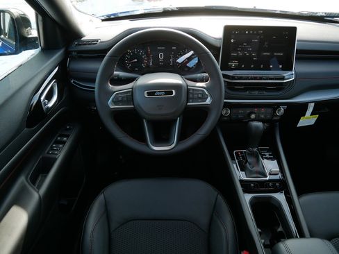 New 2026 Jeep Compass Trailhawk image 10