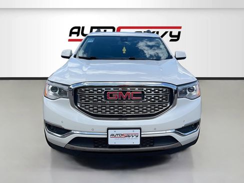 Used 2019 GMC Acadia Denali w/ Technology Package FWD image 2