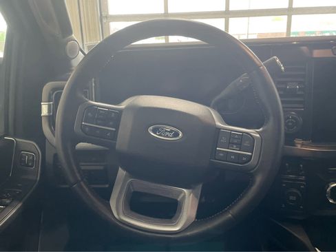 Used 2023 Ford F250 Lariat w/ Lariat Ultimate Package AWD/4WD image 10