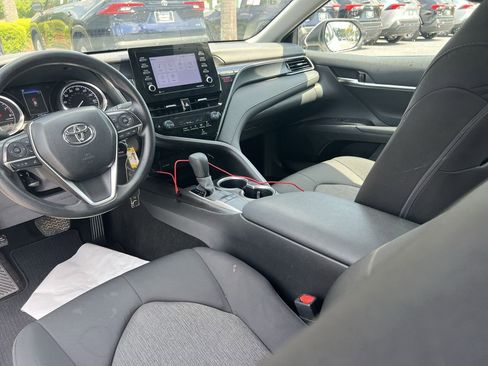 Used 2024 Toyota Camry LE FWD image 30