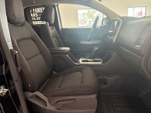 Used 2022 Chevrolet Colorado LT w/ Fleet Safety Package image 27