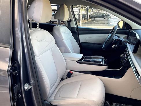 Used 2022 Hyundai Tucson SEL image 8