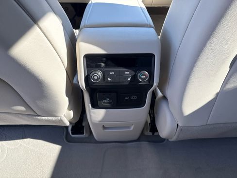 Certified 2023 GMC Acadia Denali image 13