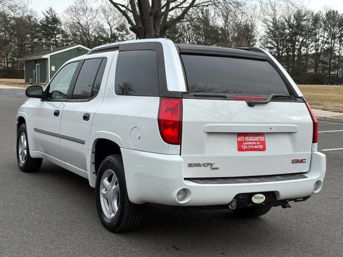Used 2005 GMC Envoy XUV SLE image 9