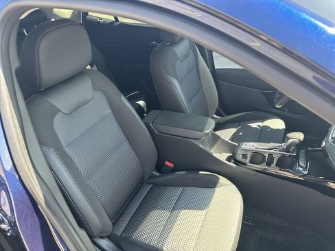 Certified 2024 Chevrolet Trax LT FWD image 31