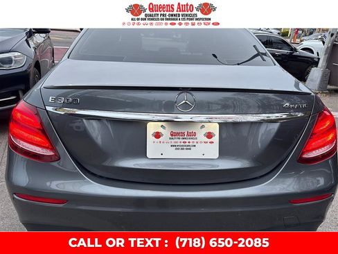 Used 2017 Mercedes-Benz E 300 4MATIC image 29
