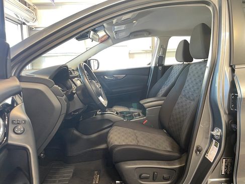 Used 2022 Nissan Rogue Sport SV AWD/4WD image 7