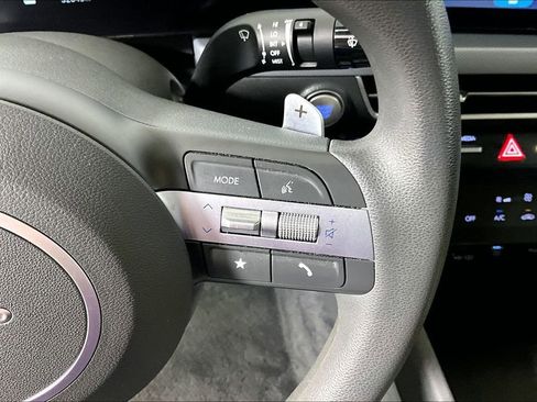 Used 2025 Hyundai Sonata SEL FWD image 15