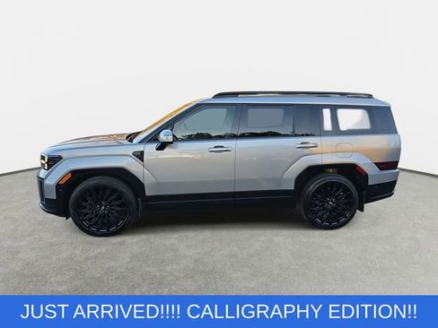 Used 2024 Hyundai Santa Fe Calligraphy AWD/4WD image 8