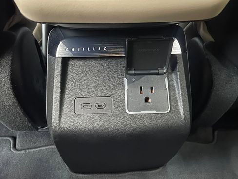 Used 2024 Cadillac Lyriq Luxury w/ Nappa Leather Package image 15