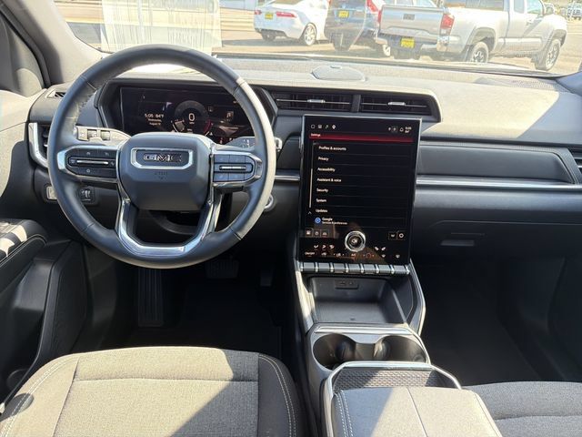 Used 2025 GMC Terrain Elevation AWD/4WD image 16