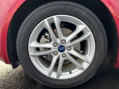 Used 2018 Ford Fusion SE image 29