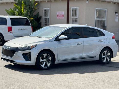 Used 2019 Hyundai Ioniq Electric image 6