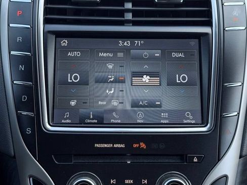 Used 2019 Lincoln Nautilus Reserve w/ Cargo Utility Package AWD/4WD image 42