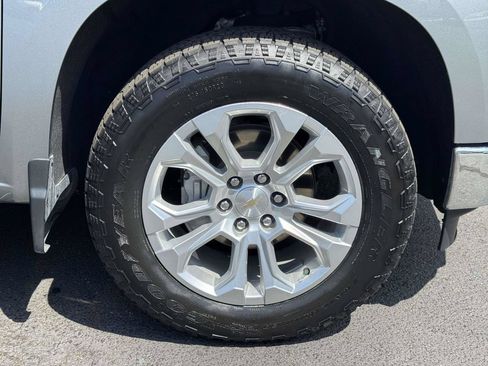 Used 2024 Chevrolet Silverado 1500 LTZ AWD/4WD image 28