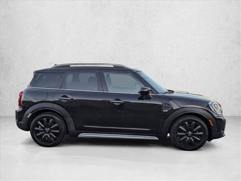 Used 2021 MINI Cooper Countryman image 4