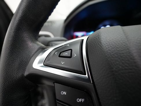 Used 2022 Ford Edge SEL w/ Convenience Package image 18