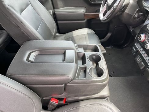 Used 2021 GMC Sierra 1500 SLT AWD/4WD image 40