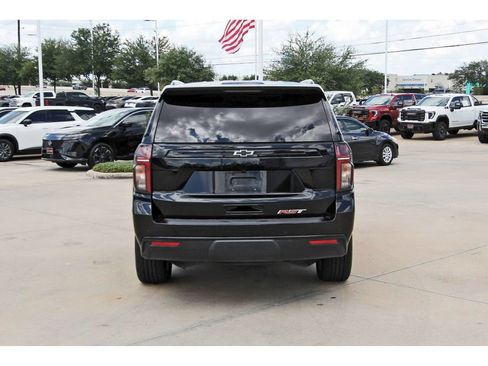 Used 2024 Chevrolet Tahoe RST w/ Luxury Package AWD/4WD image 5