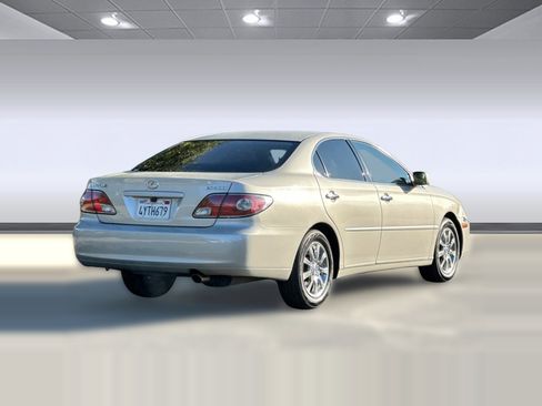 Used 2002 Lexus ES 330 image 8