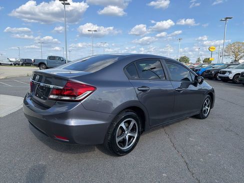 Used 2015 Honda Civic SE image 3