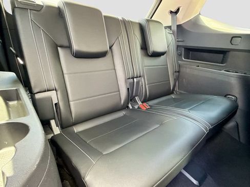 Used 2023 Volkswagen Atlas SE FWD image 21