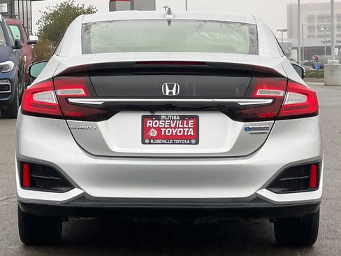 Used 2018 Honda Clarity Touring image 8