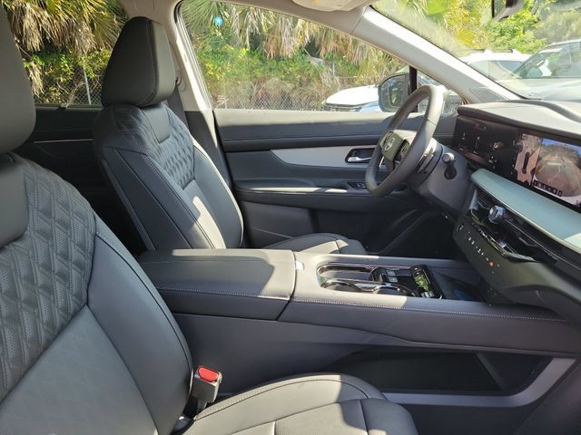 New 2026 Nissan Murano Platinum w/ Cargo Package AWD/4WD image 32