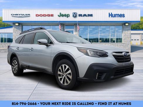 Used 2022 Subaru Outback Premium image 1