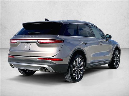 Used 2021 Lincoln Corsair Reserve FWD image 2