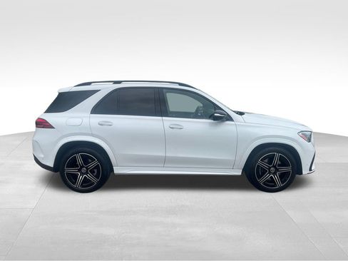 Used 2025 Mercedes-Benz GLE 450e 4MATIC image 6